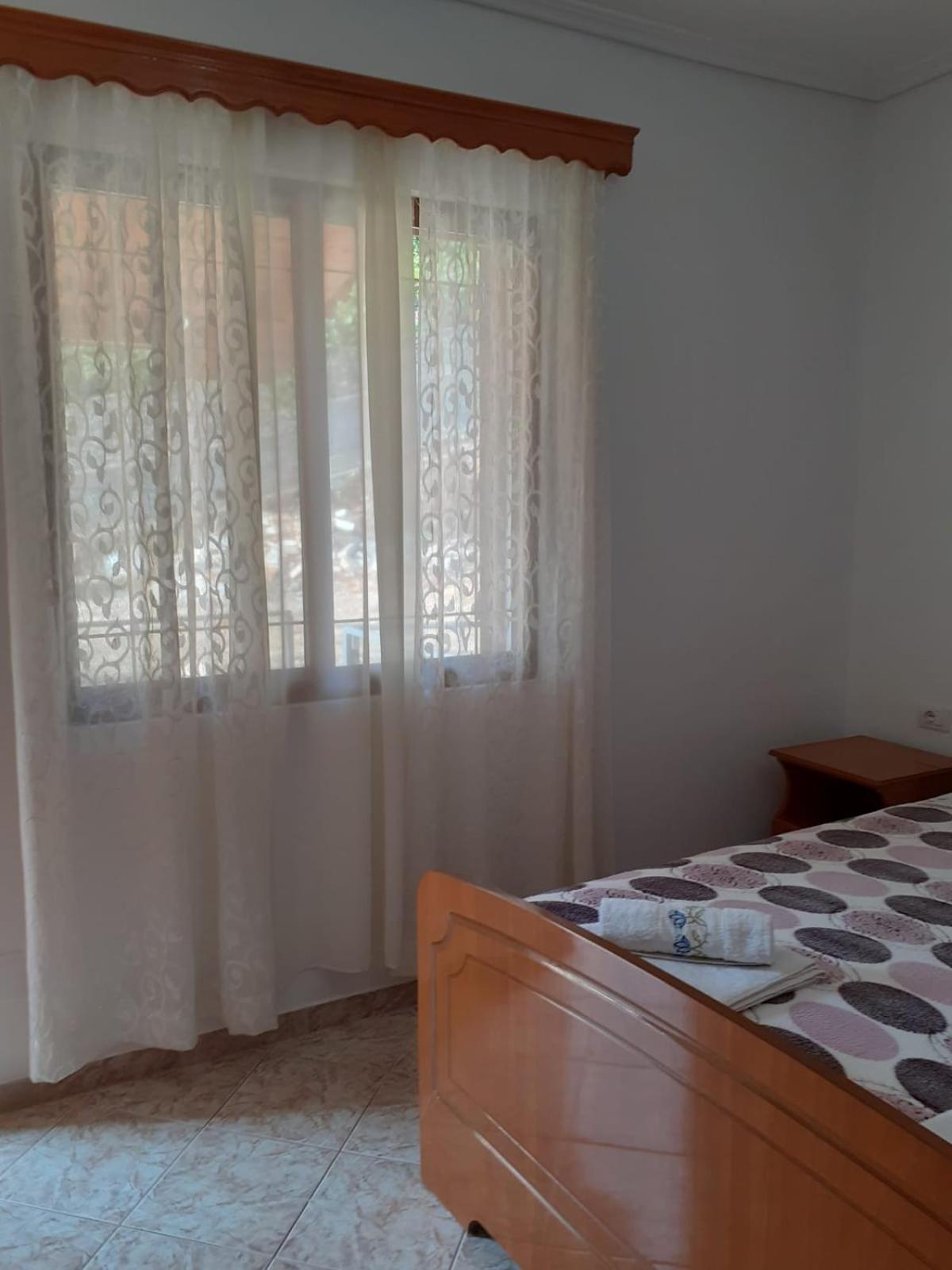 Coral Guesthouse Sarande Exterior photo
